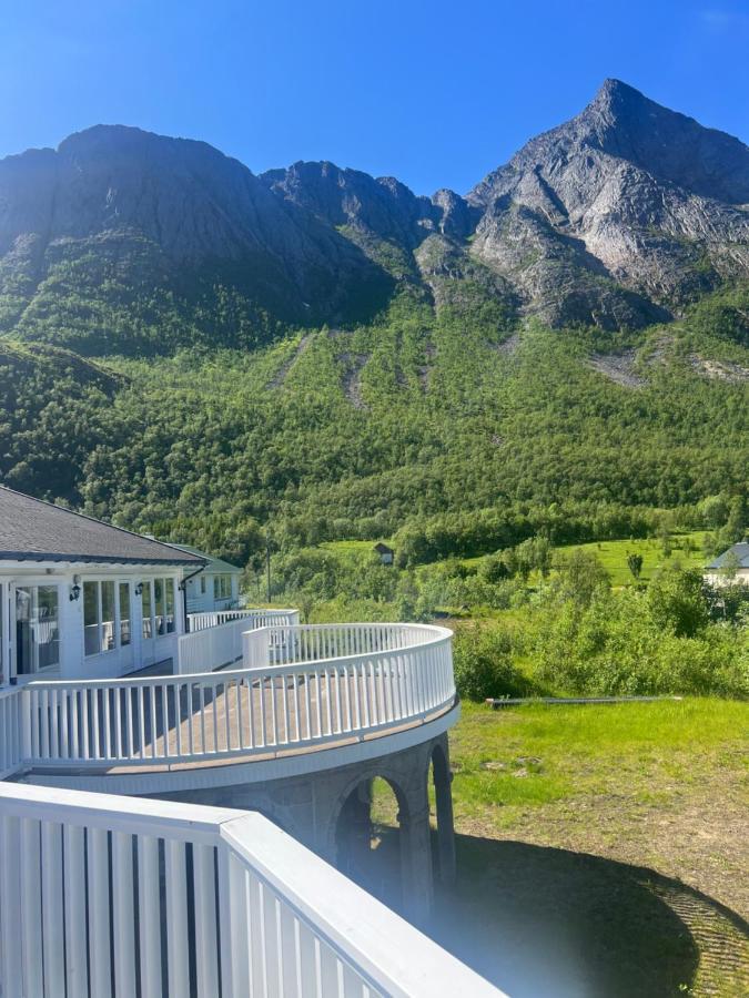 Апарт готель Senja Living Stonglandseidet Екстер'єр фото